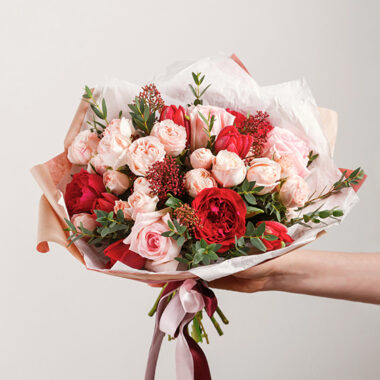 Gift Boxed Red Roses